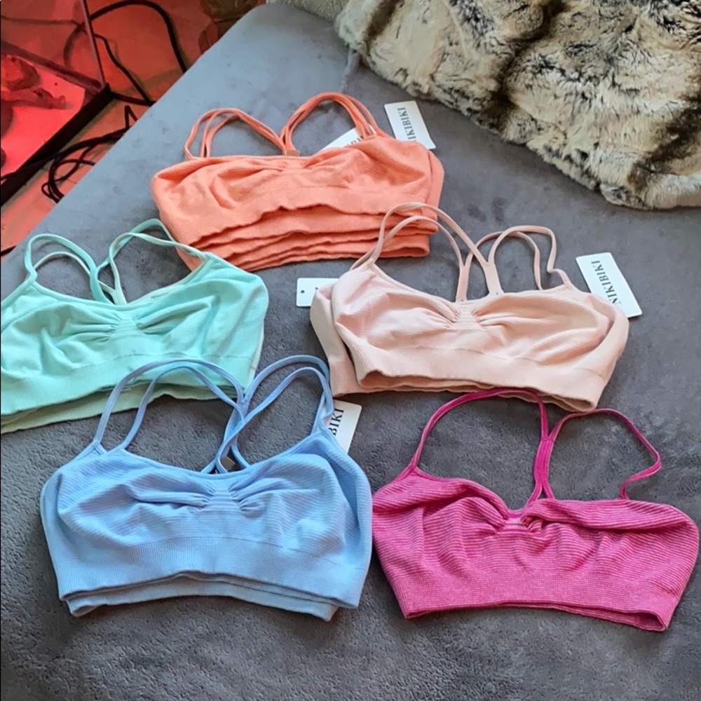 COPY - Bundle of sports bra 2 tone stripes 5x100$ - Picture 6 of 17